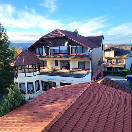 Zi18 Einzelzimmer Schoenblick Mit Grozuegiger Terrasse Bad Herrenalb